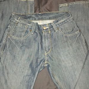 Men’s Levi’s jeans